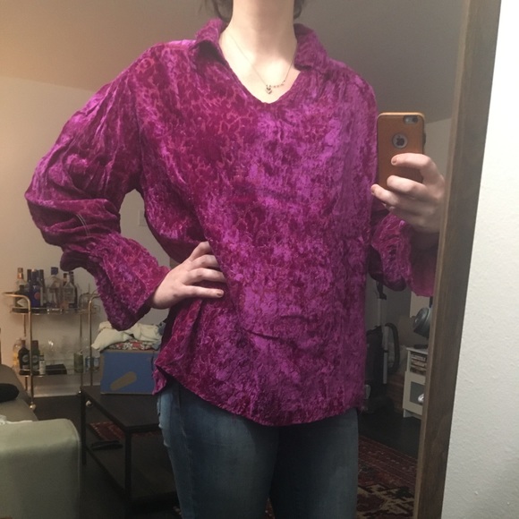 Pink Austin Powers-Esque shirt - Picture 3 of 4